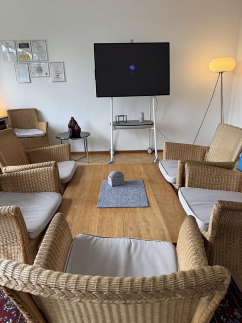 Büro Lounge bei Karin Bacher Consultants.