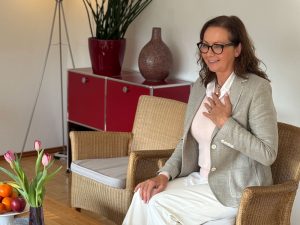 Karin Bacher
